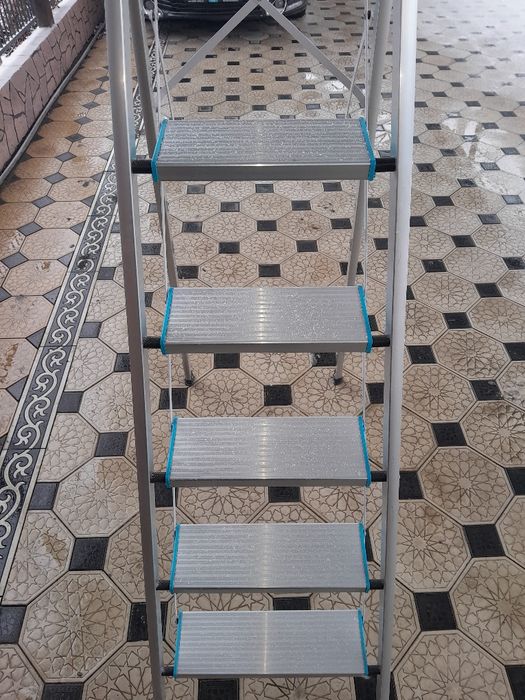 Продается лестница