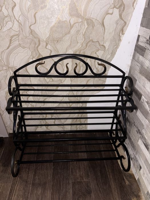 Продам обувницу ручная работа