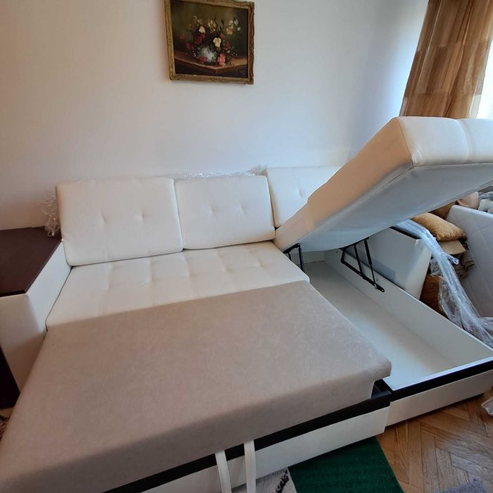 Coltar nou extensibil din piele ecologica alba cu lada
