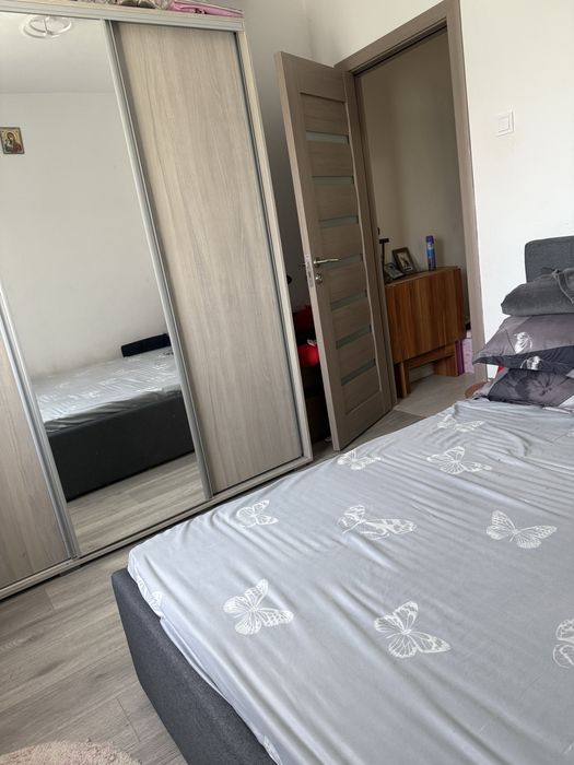 Vand apartament 2 camere