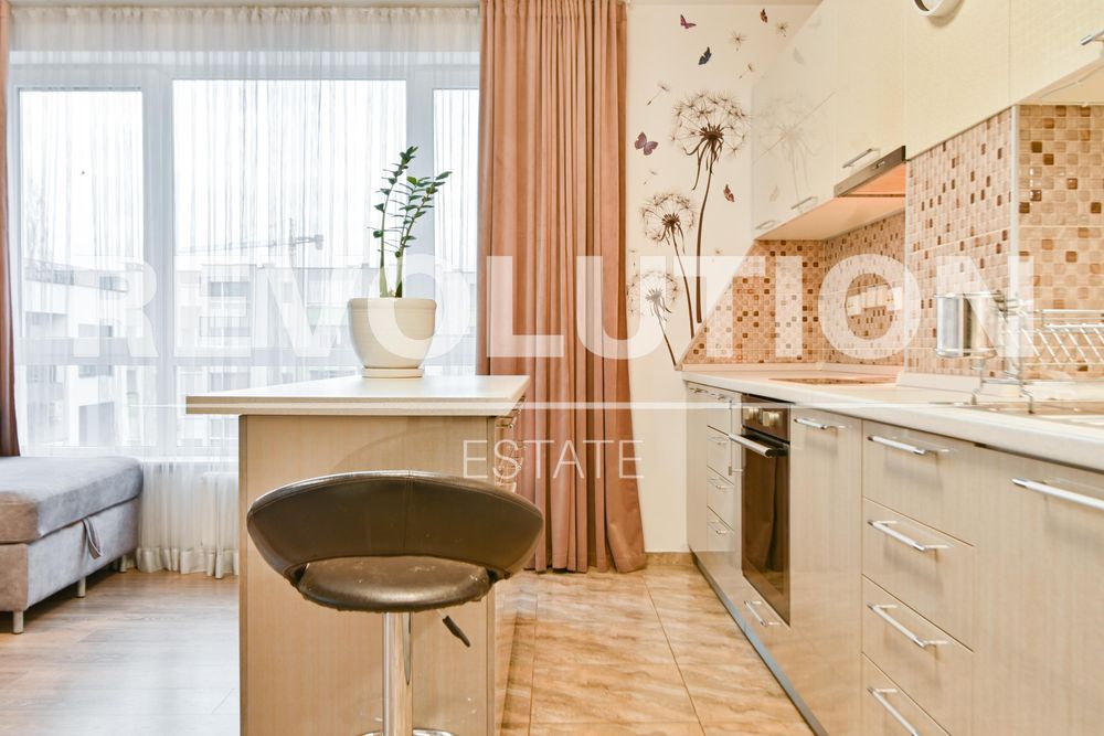 Дава се под наем Тристаен апартамент в София, Дружба 1 - 108 кв.м за 800 € - Снимка #3