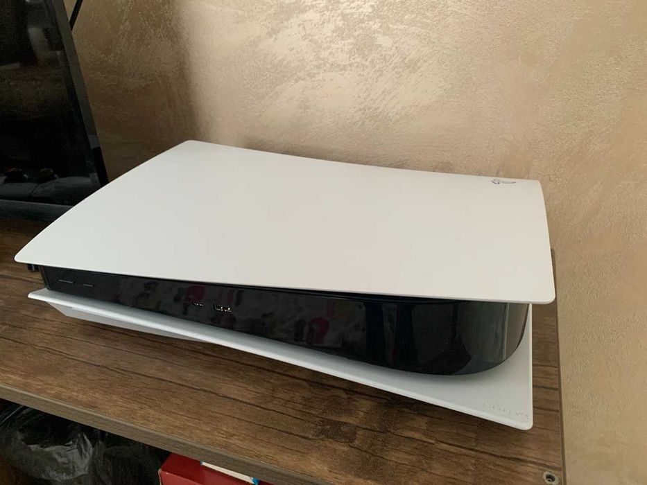 Игровая приставка Sony PlayStation 5(Japan) 3'го поколения 1 Tb памяти