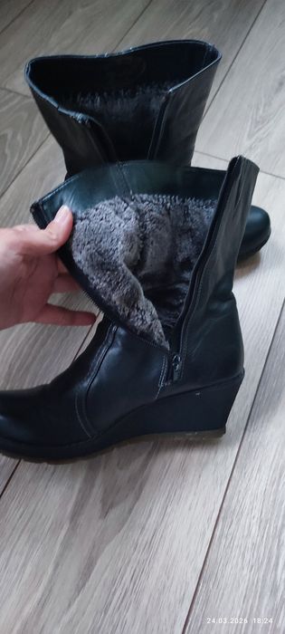 Дамски боти на платформа