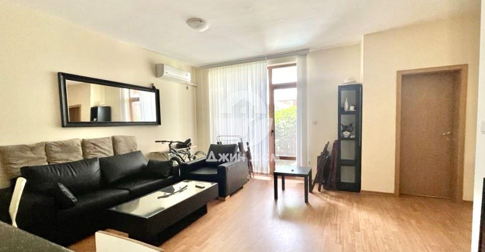 Продава се Двустаен апартамент в Свети Влас - 78 кв.м за 1449 €/кв.м - Снимка #1