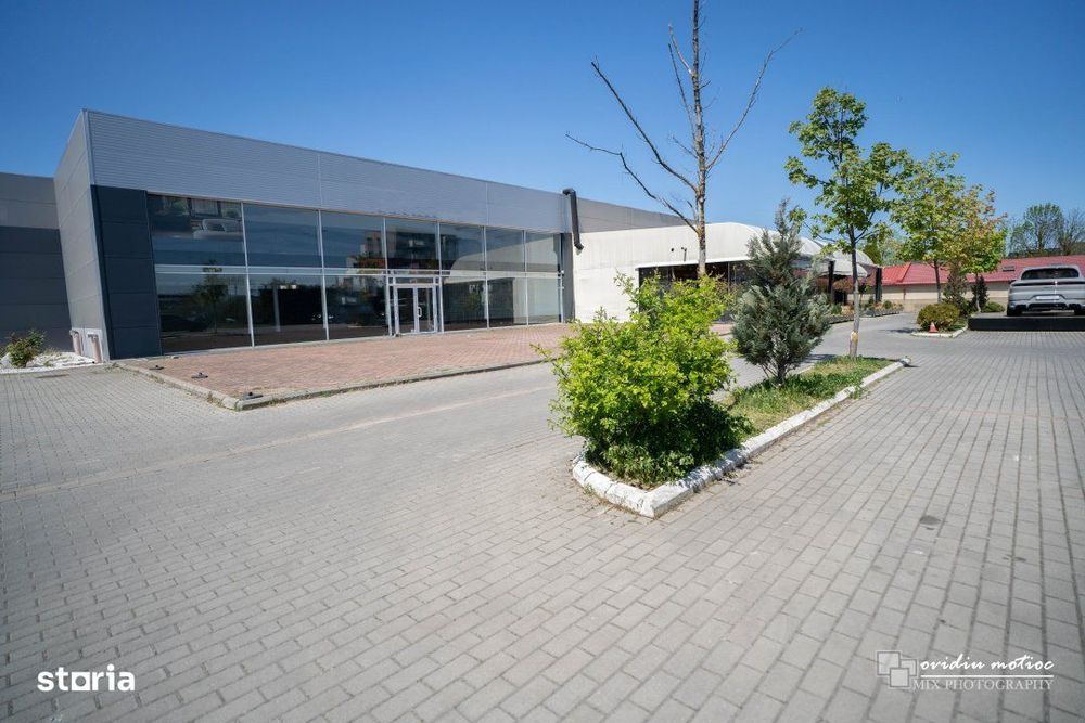 Spatiu comercial cu parcari