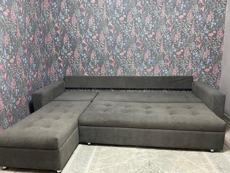 Угловой раскладной диван