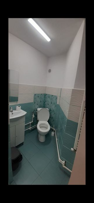 Închiriez spațiu comercial , birouri , diverse