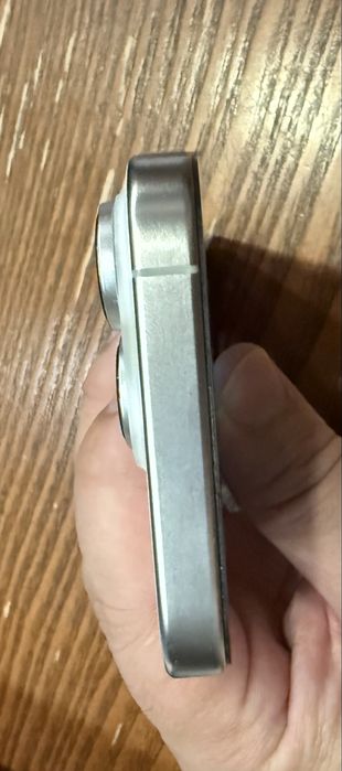 iPhone 15 Pro 256gb KH/A