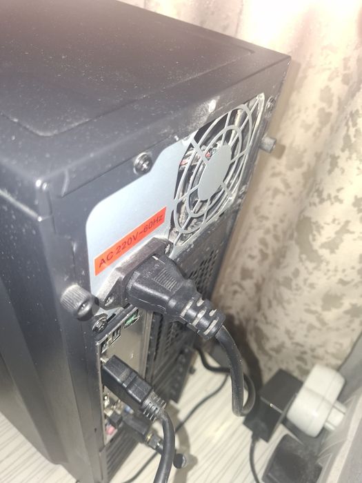 Пк офисный в хорошем состоянии