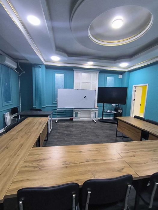 Продается готовый бизнес и здание в 3 этажа на Водника - 2я линия.