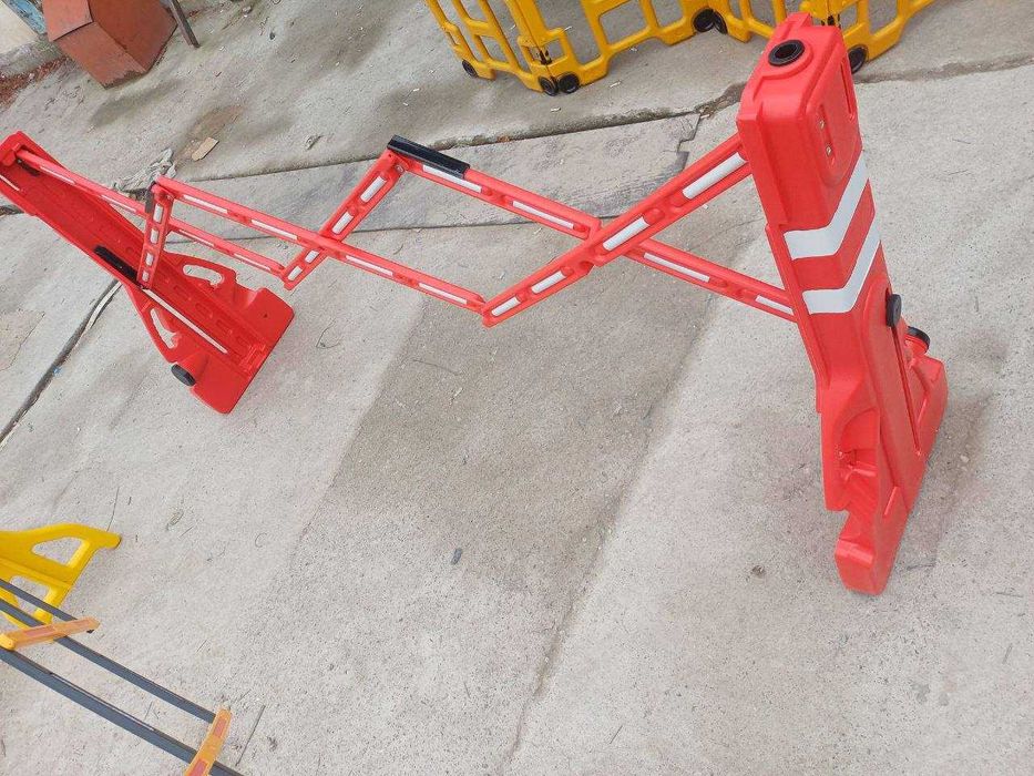 Складной дорожный барьер (гармошка), сигнальное ограждение