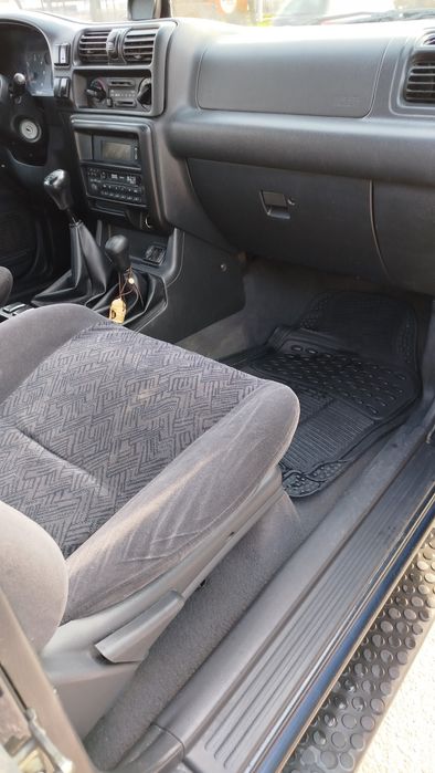 Опел Фронтера 2.2 Дизел, Тъмно син металик, 2000г.