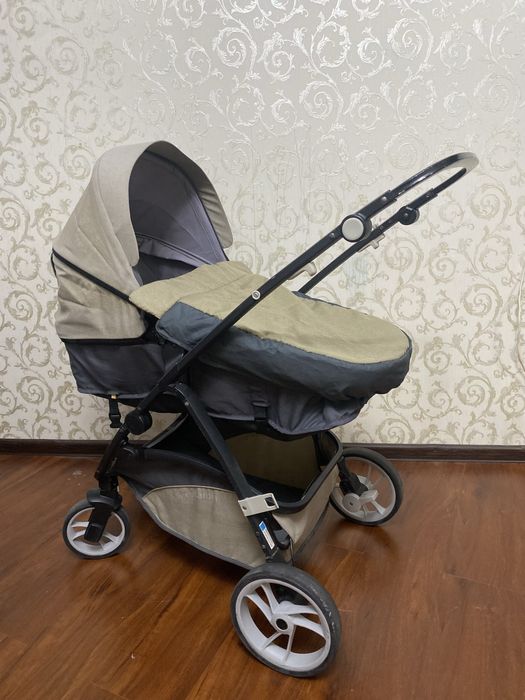 Детская коляска + кресло для авто