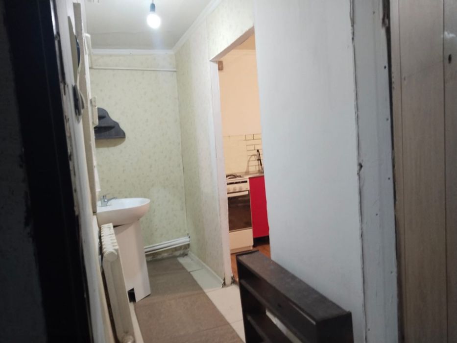 Сдам дом в одном дворе с хозяйном