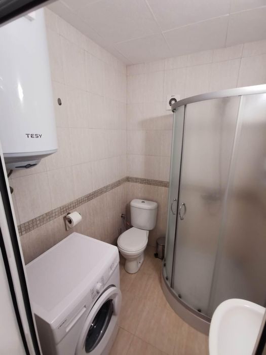 Дава се под наем Двустаен апартамент в Бургас, Сарафово - 50 кв.м за 357 € - Снимка #5