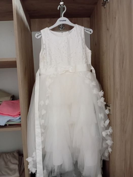 Продам платье на девочку