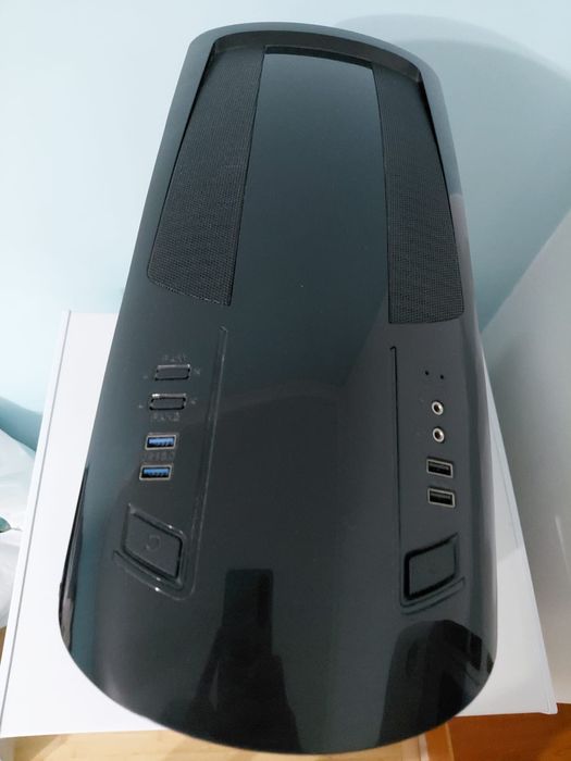 Vând pc gaming intel i59400f