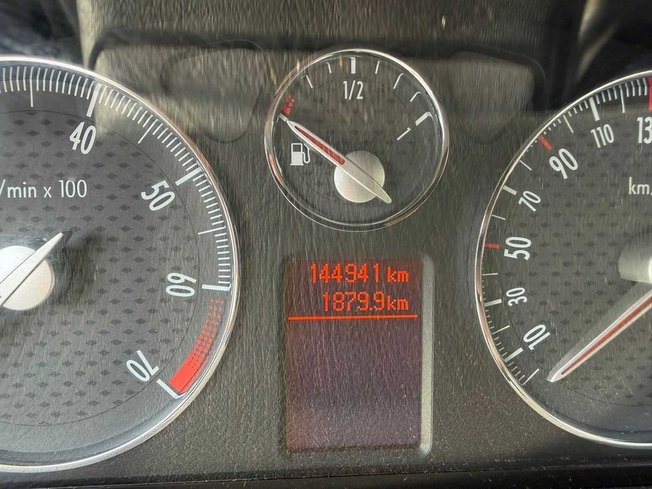 vand peugeot 407 coupe