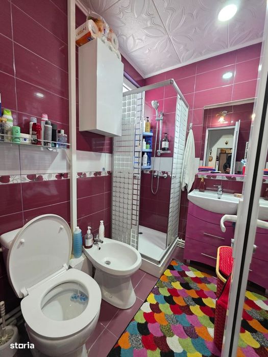 3 camere, decomandat, zonă liniștită, mobilat și utilat, renovat 2020