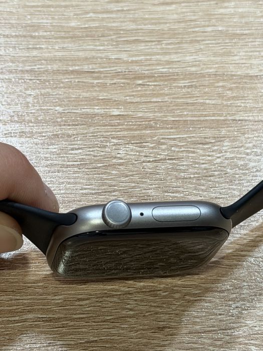 iWatch 11 / 46mm