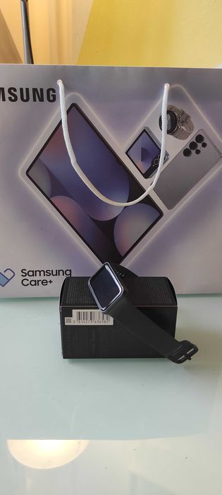 Samsung Galaxy fit 3 gray