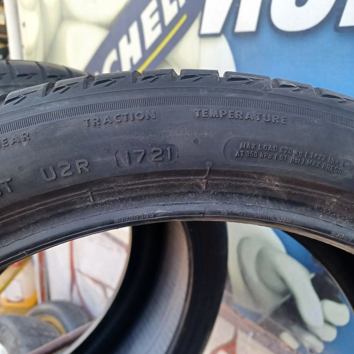 245 40 19 Bridgestone 2бр летни дот 21
