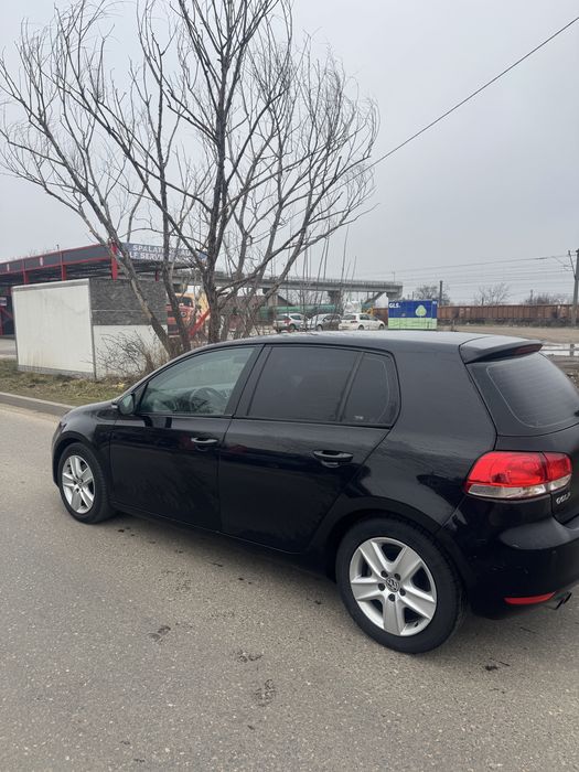 VOLKSWAGEN Golf 2010 — imagine 5