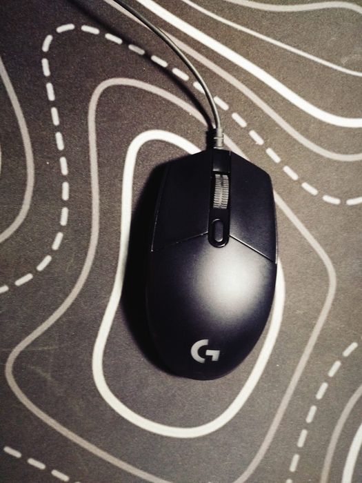 Мышка Logitech 102