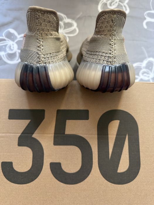 Adidasi Yeezy 350