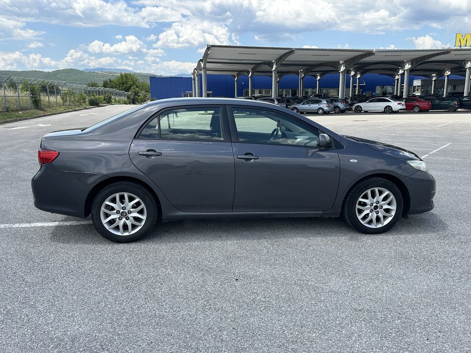 Продава се Toyota Corolla 1.4 D-4D 90к.с