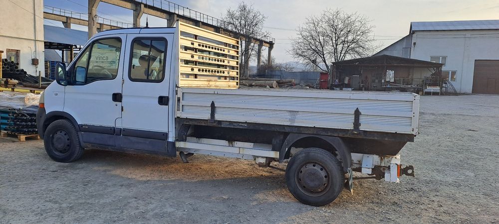 Renault Master 2.5 dCi 120 CP – Autoutilitară N1, motorină, stare bună,6 locuri