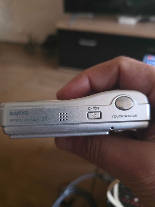 фотоапарат Sanyo xsakti 7.1