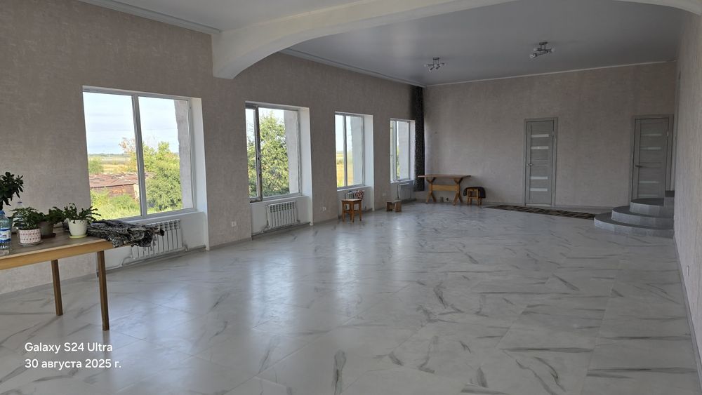 Продам коттедж 700 кв м