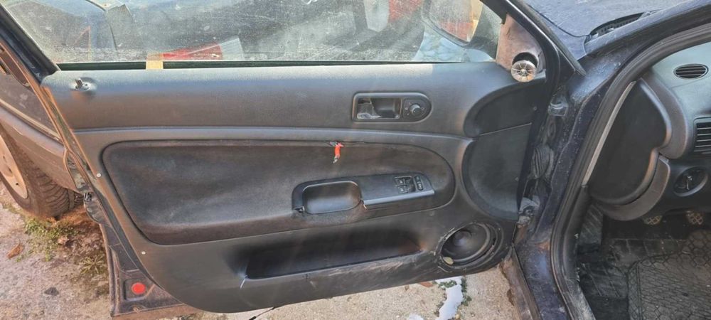 Фолцваген  Пасат  1.9  тди