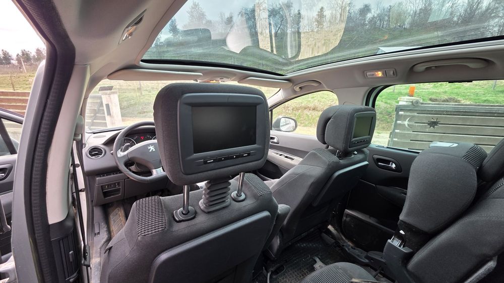 Peugeot 5008 - 7 locuri