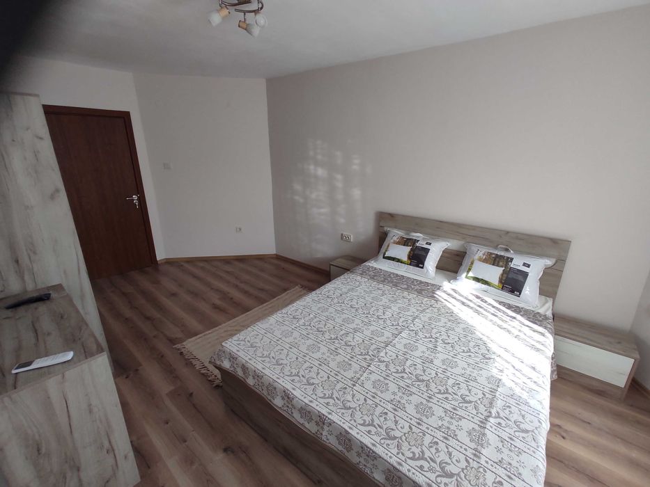 Дава се под наем Двустаен апартамент в Пловдив, Въстанически - 78 кв.м за 484.5 € - Снимка #3