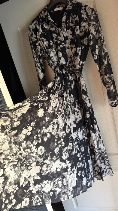 Mohito M размер рокля, Stradivarius