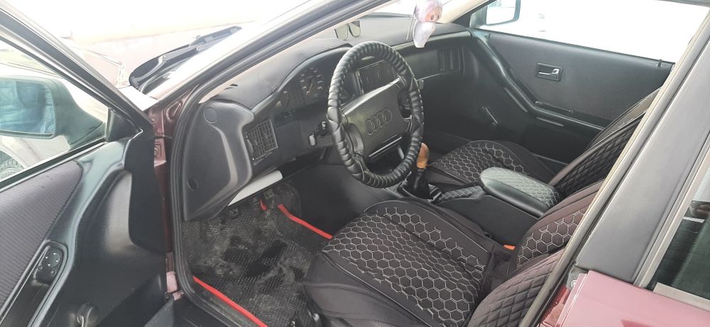 Продам Ауди 80 б4