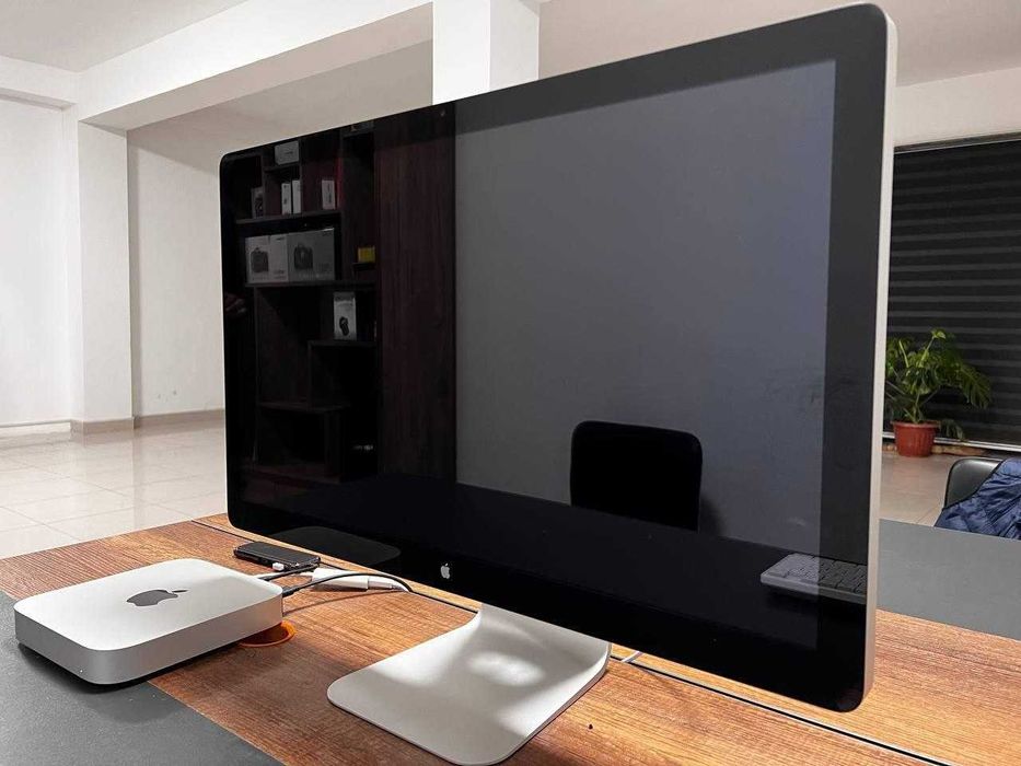 Mac mini M1 2020 va Apple 27 dyum 2560×1440 monitori bilan