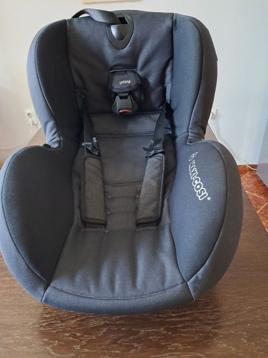 Детско стоолче за кола Maxi Cosi