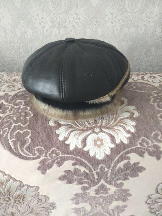 Женская зимняя кепи