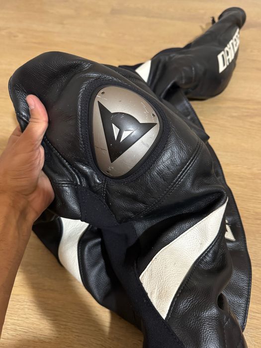 Dainese кожен екип