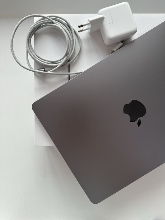 MacBook Air13 M2