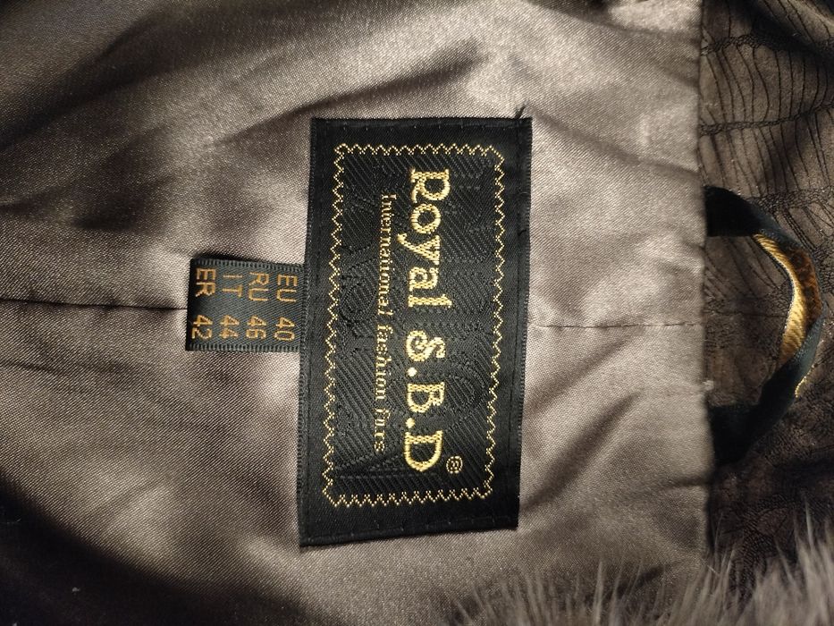 Продам женский плащ