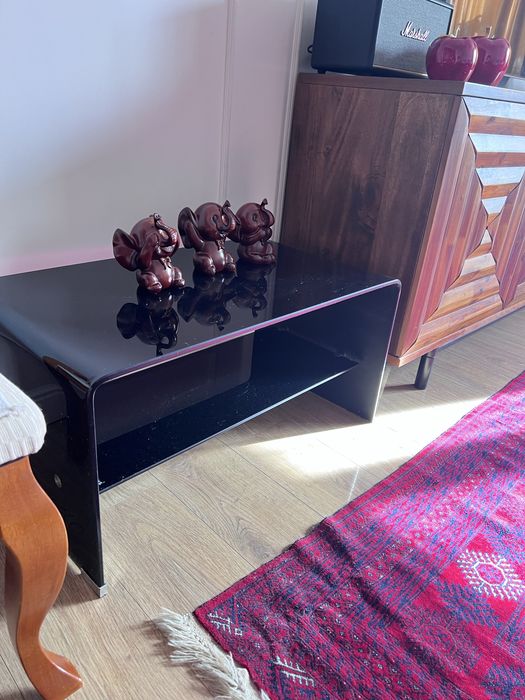 Журнальный столик