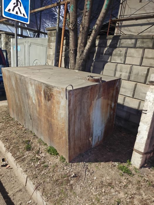 Емкость 4куб использовалась для гсм