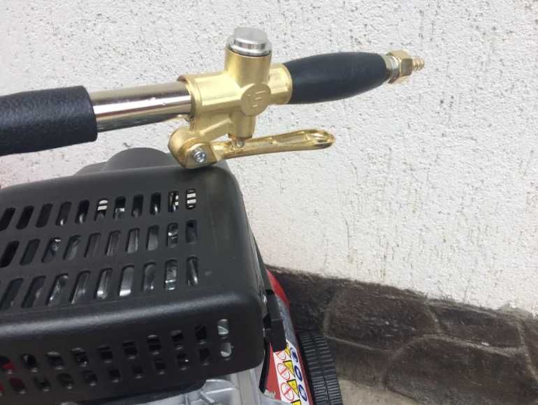 PROMOTIE!! Masina de tencuit , pompa de tencuit NOUA IEFTIN