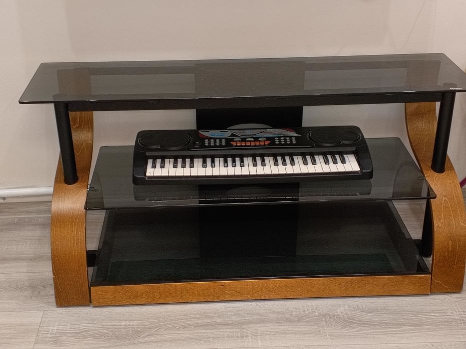 Подставка под телевизор