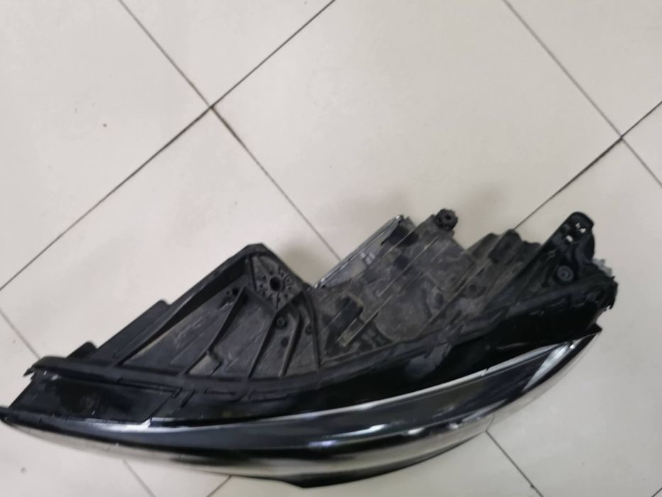 Opel Insignia 2018 ляв фар