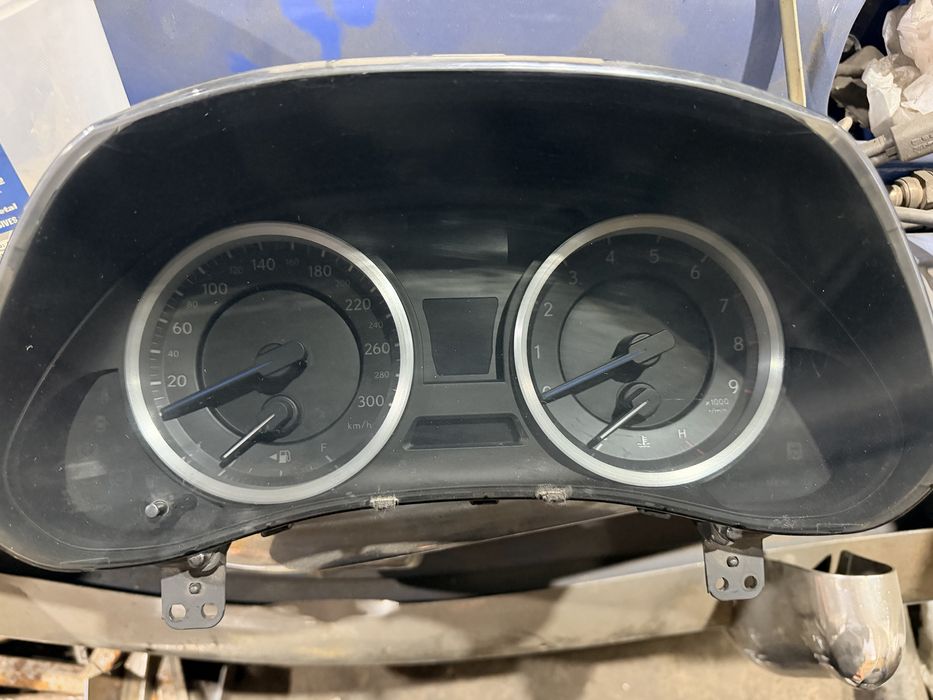 Приборка от Lexus IS-F